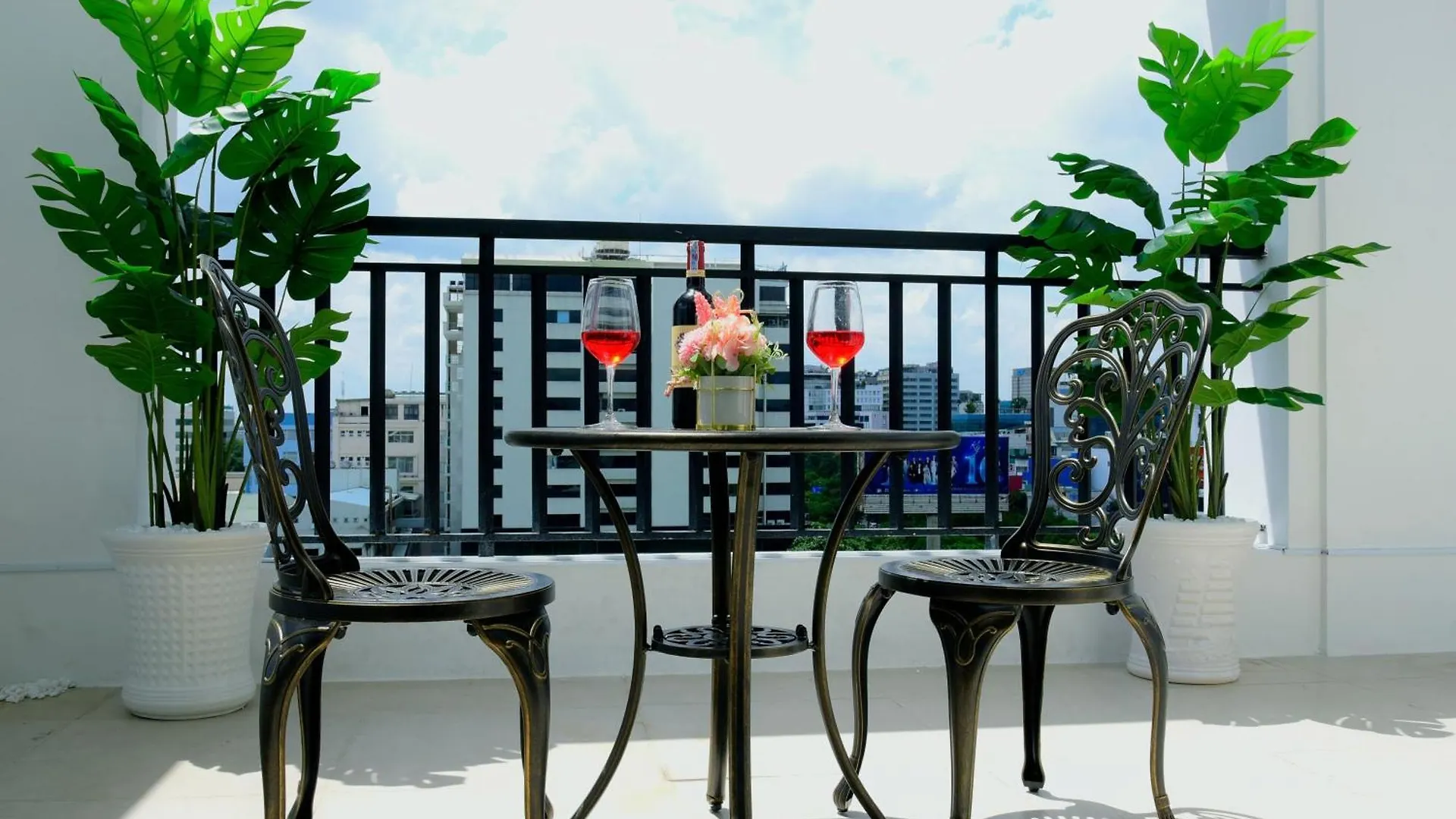 Hera Luxury Hotel Ho Chi Minh City