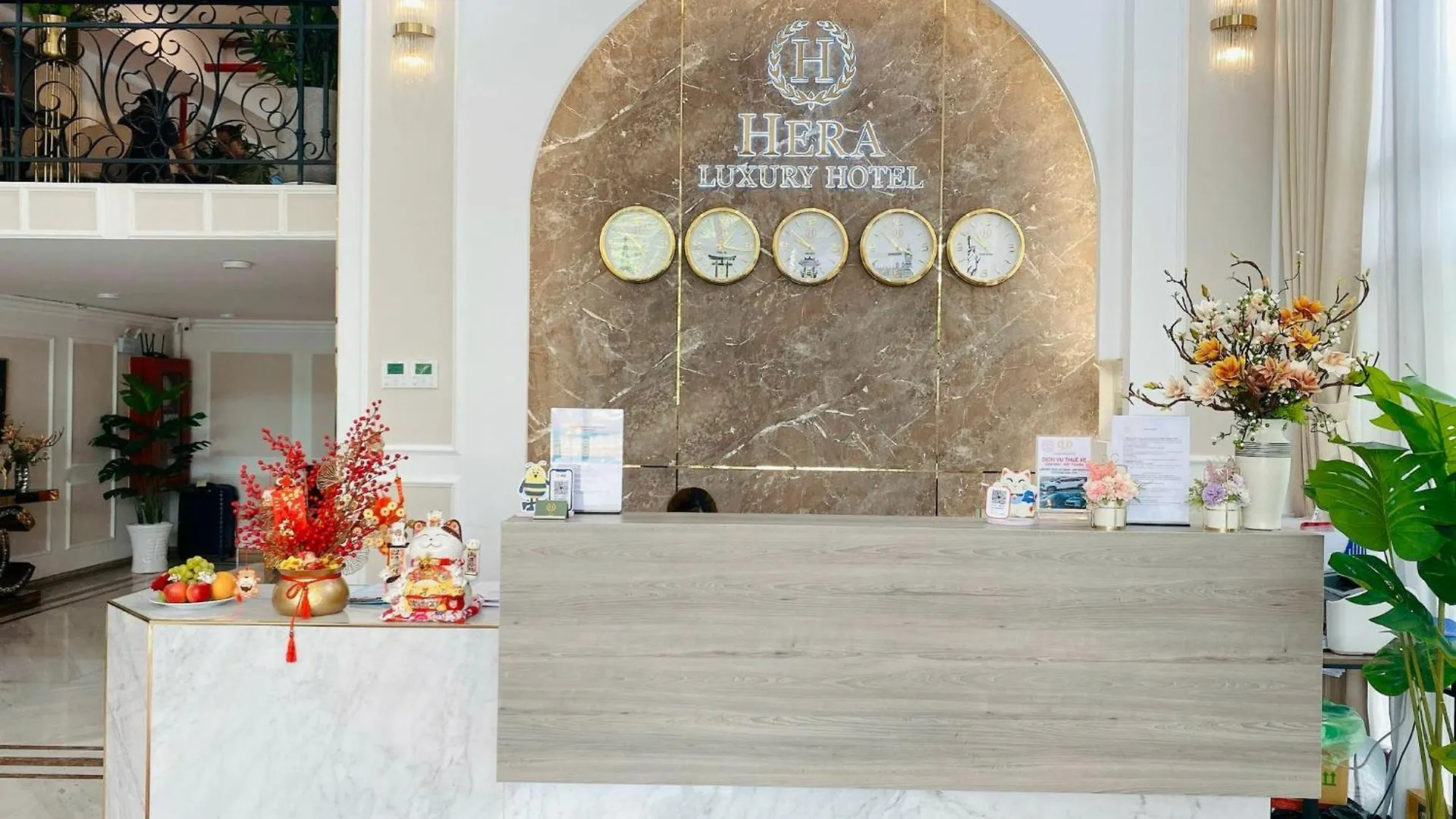 Hera Luxury Hotel 호치민