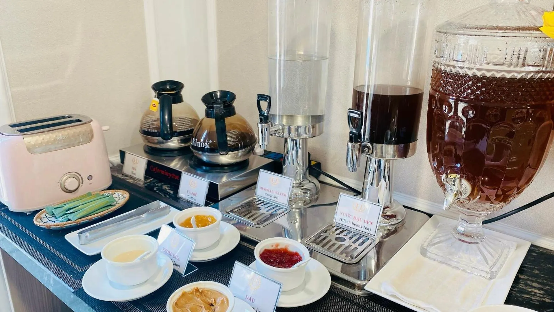 Hera Luxury Hotel 호치민