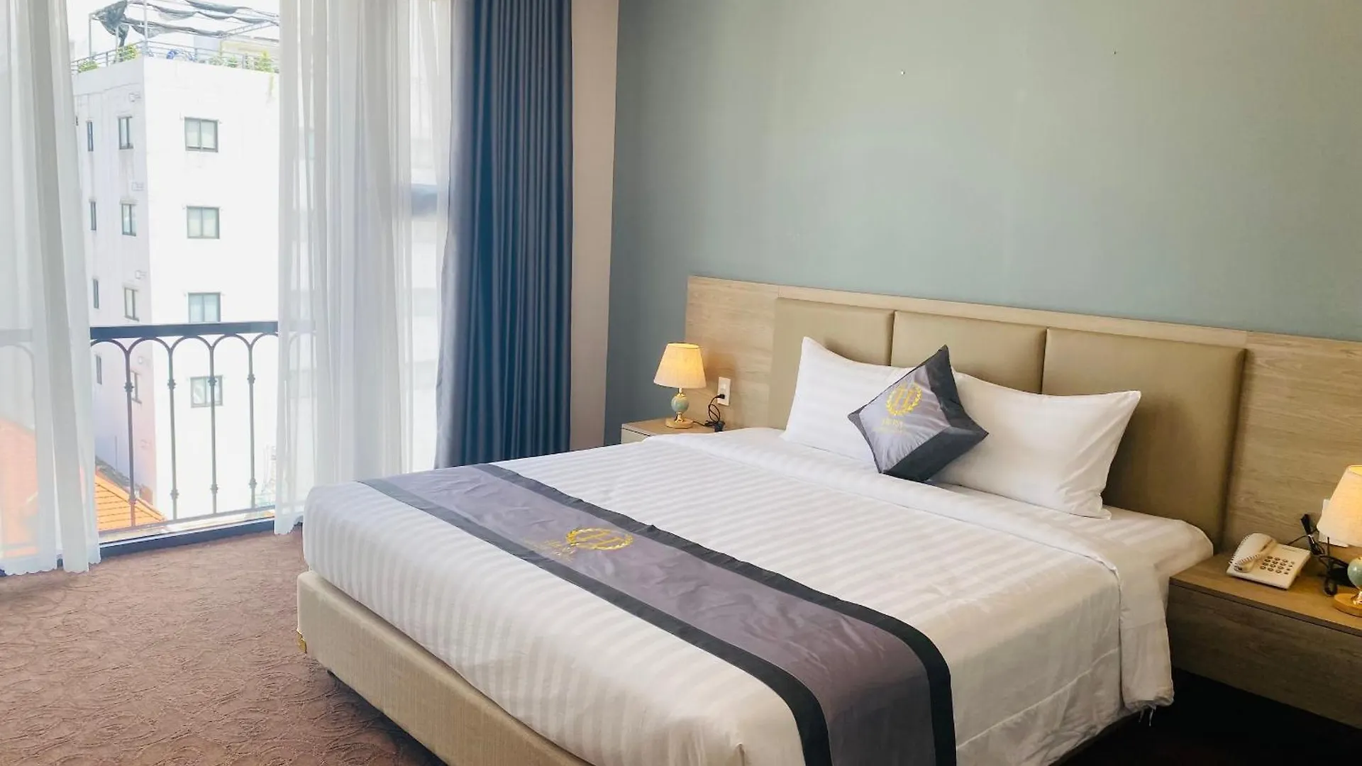 Hera Luxury Hotel 호치민 4*,  베트남