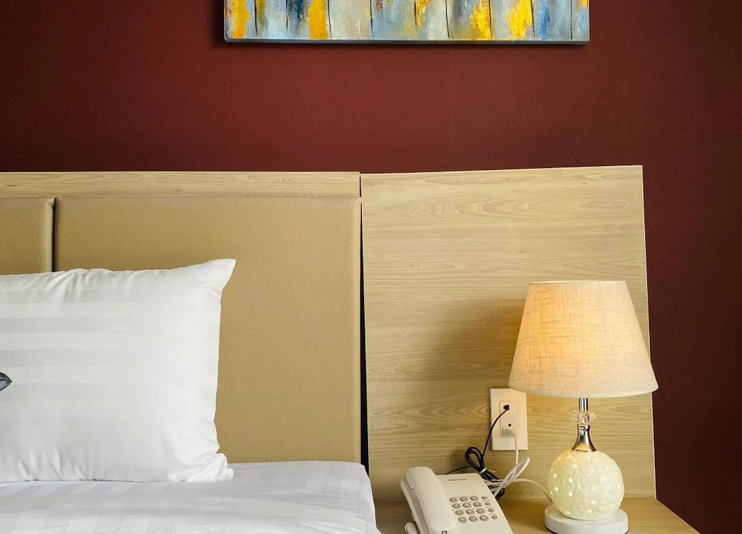 Hera Luxury Hotel 호치민