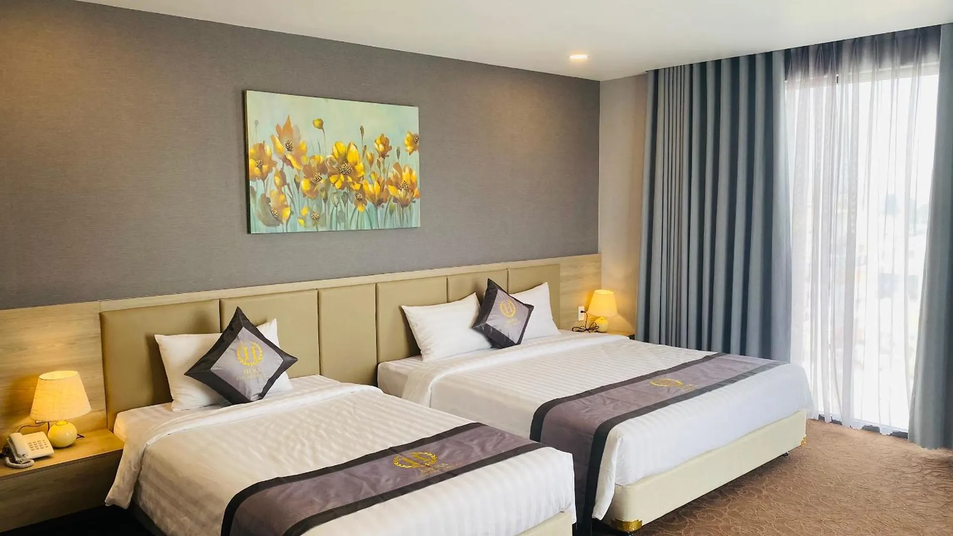 Hera Luxury Hotel 호치민
