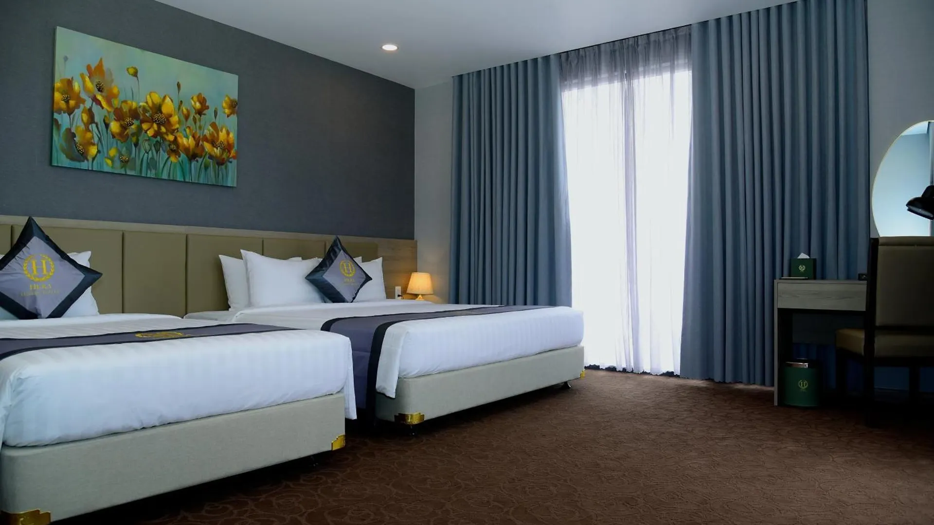 Hera Luxury Hotel 호치민
